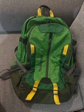 Patagonia REFUGIO 28L spring2013